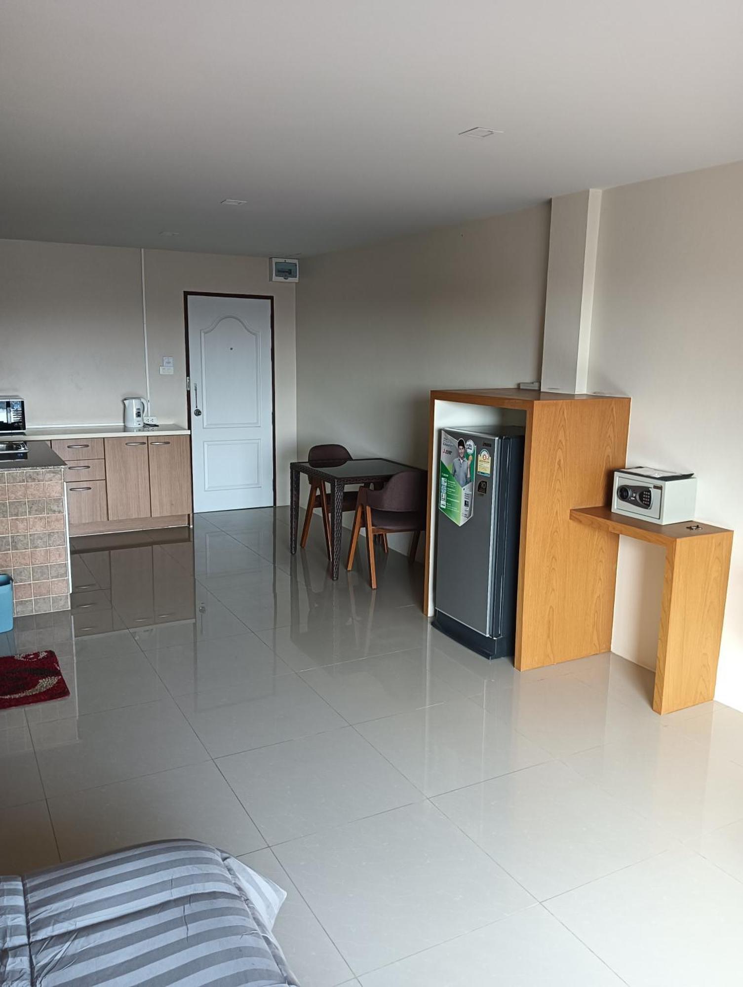 Nong Prue Cafe Nana Hotel מראה חיצוני תמונה